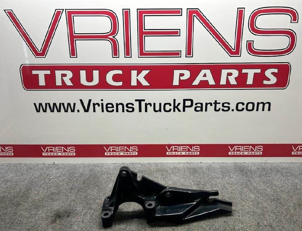 Kenworth T680 Bracket