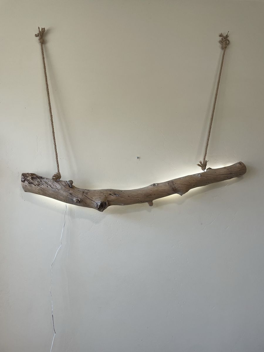 Main image 6
