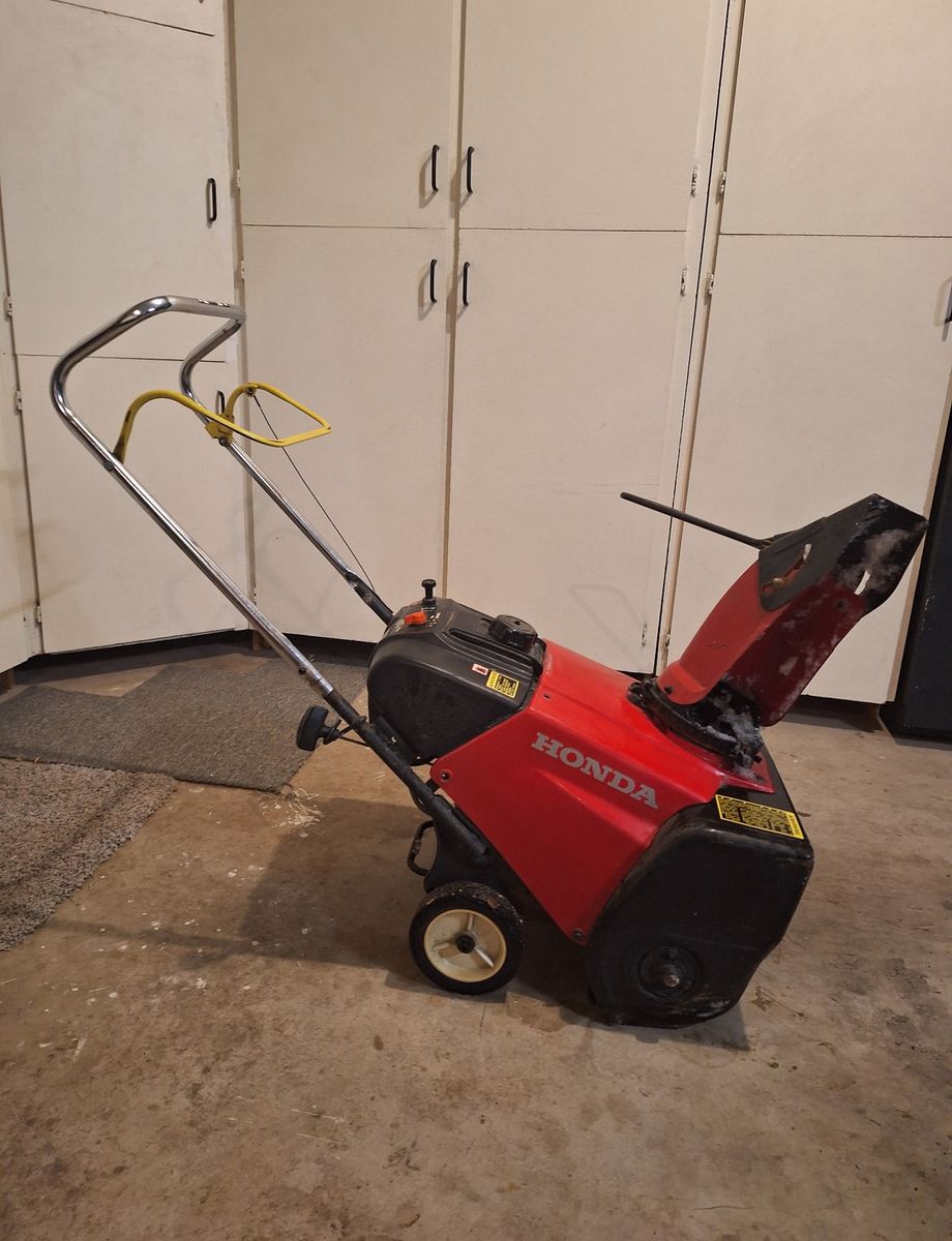 Honda single stage snowblower 4 stroke