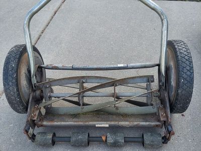 Reel push mower