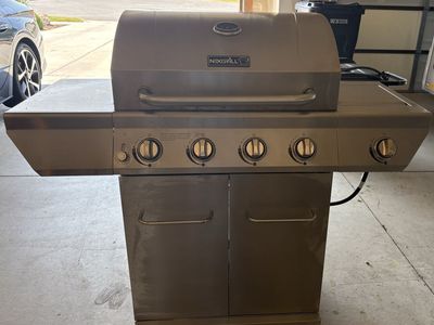 Nexgrill Stainless steel 4 burner propane grill + side burner 720-083H