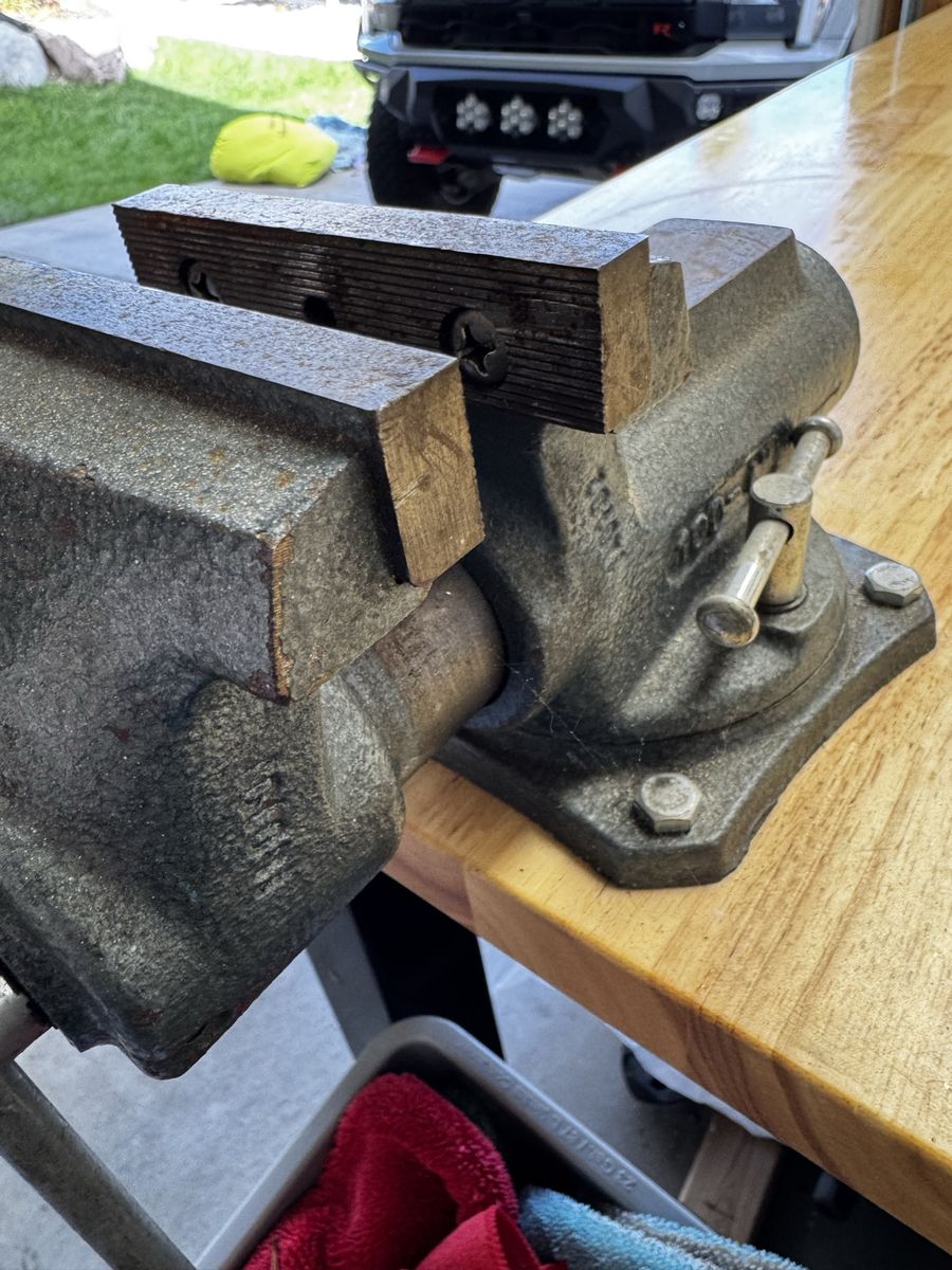 Main image 3