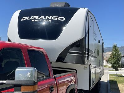 2021 KZ Durango Half Ton Fifth Wheel Travel Trailer - Well-Maintained, Great Condition