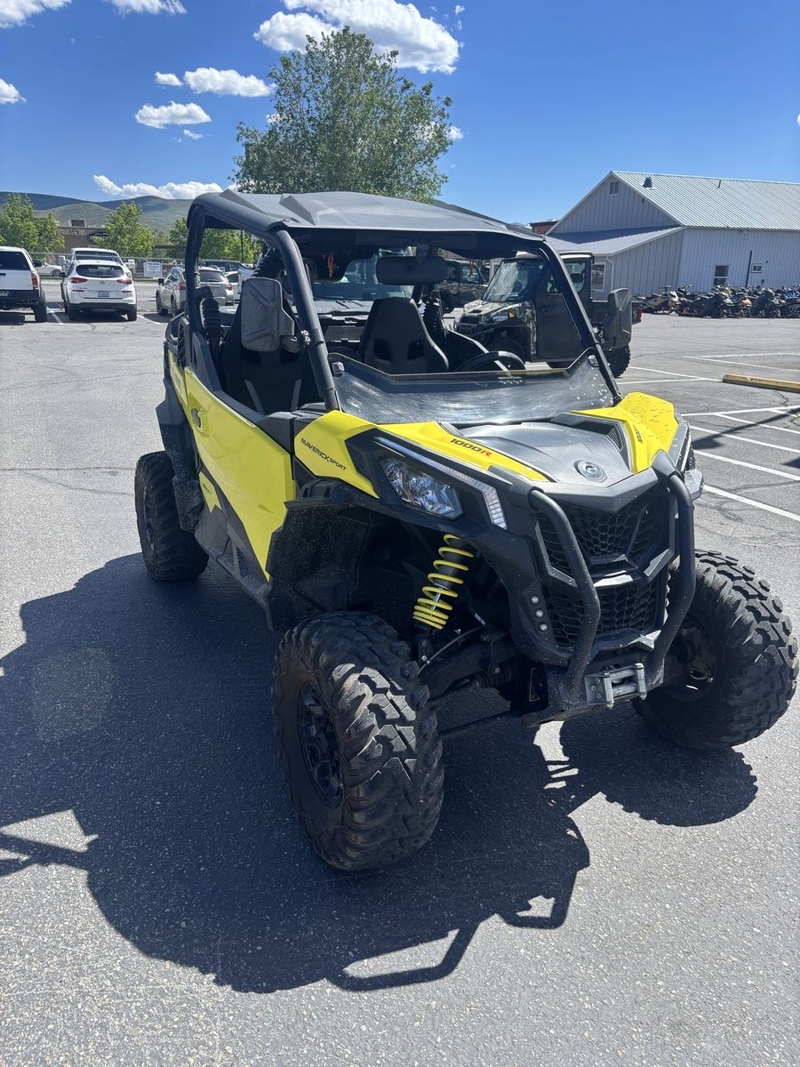 2019 Can-Am Maverick Sport DPS 1000