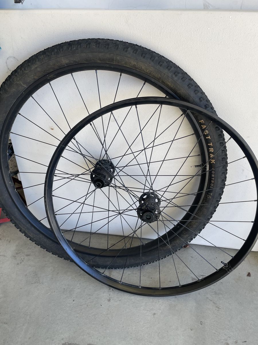 Specialized Roval OE 29” wheels boost