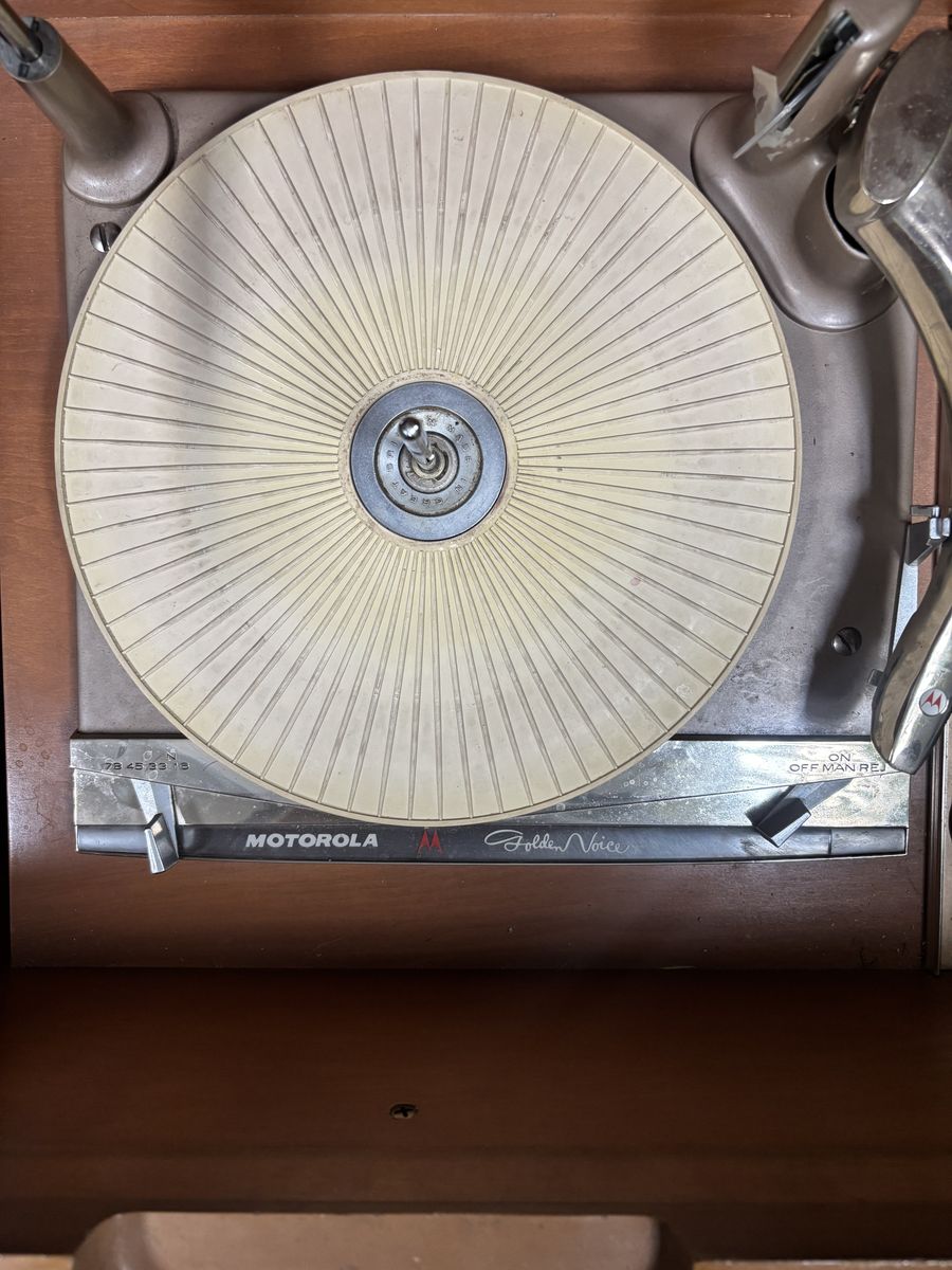 Main image 4