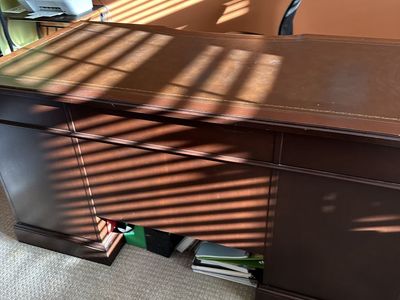 Hekman mahogany executive desk