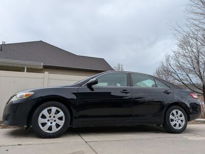2011 TOYOTA CAMRY LE