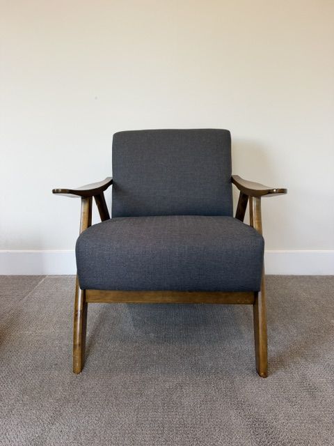 Mid Century Modern Comfy Chair