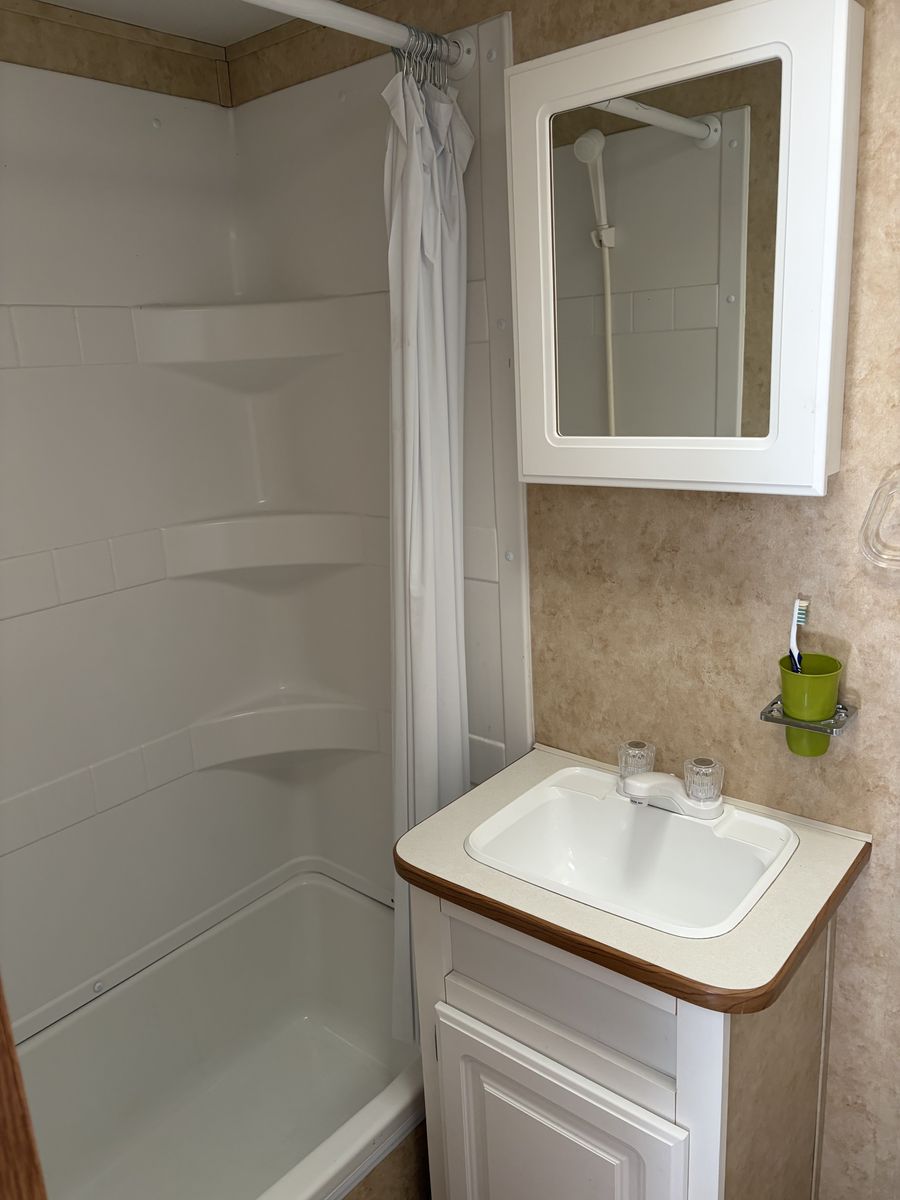 Main image 10