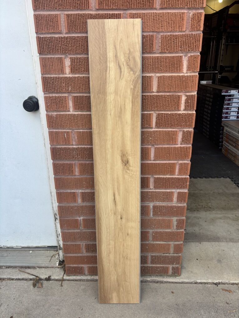 New 22 MIL Lifeproof Glastonbury Grove LVP Floorin