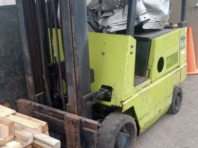 Clark Forklift 1987