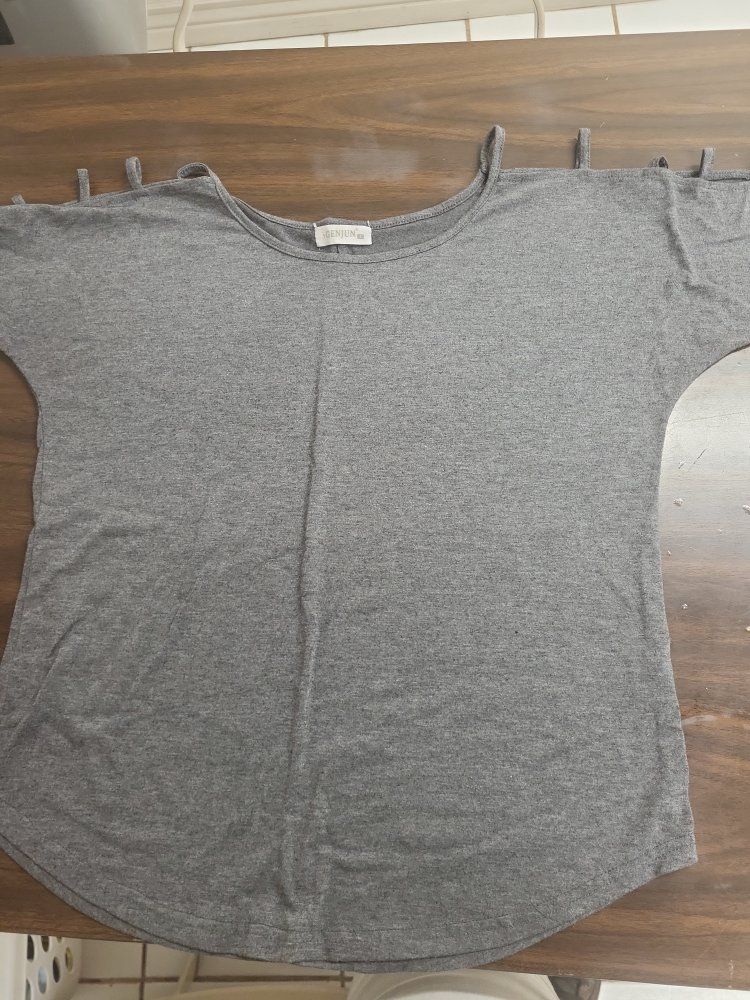 iGENJUN Grey Strappy Cold Shoulder Short Sleeve Top - Size S