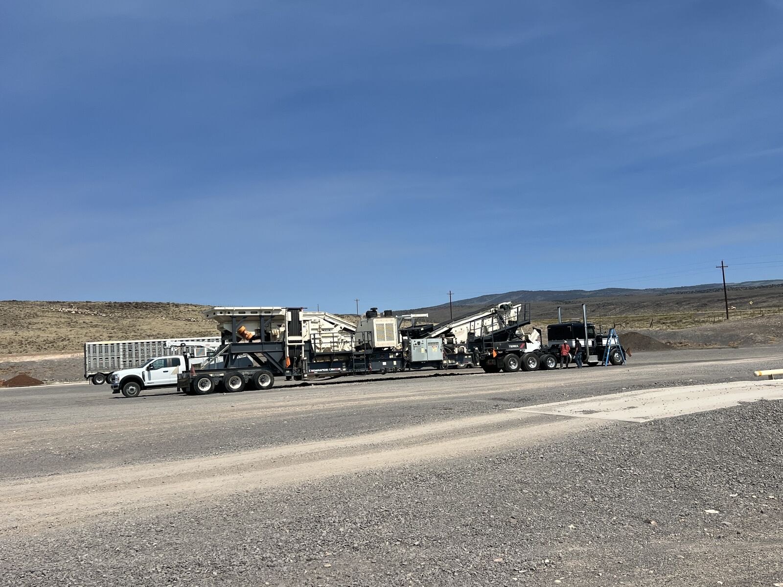 Cedarapids CRH1111R Portable Closed Circuit Plant HSI Crusher