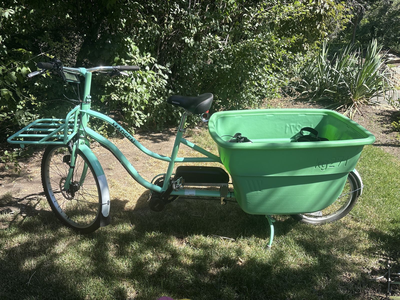 Electric Assist Madsen Bucket Bike
