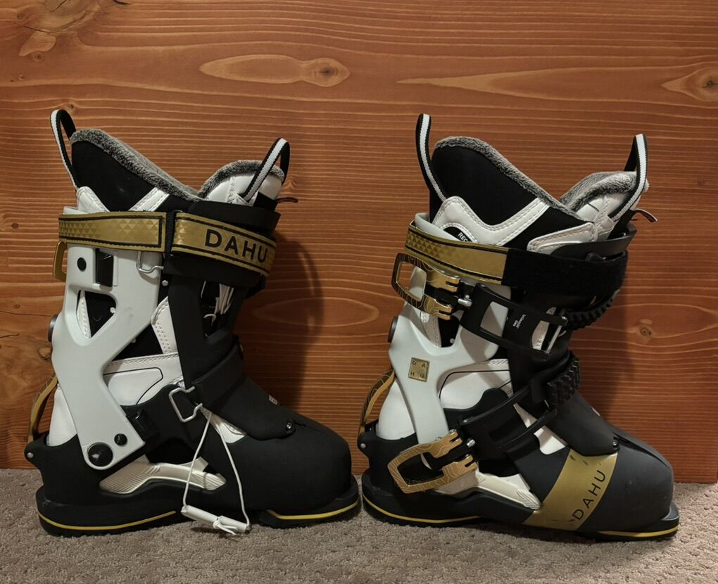 Dahu Women's Ecorce 01X Ski Boots, Size 24-24.5