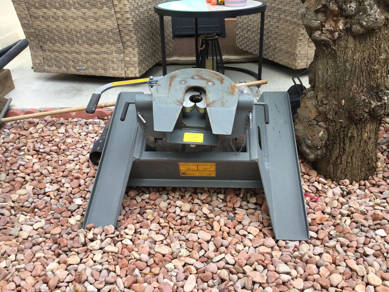 BMW Companion Fifth Wheel Hitch