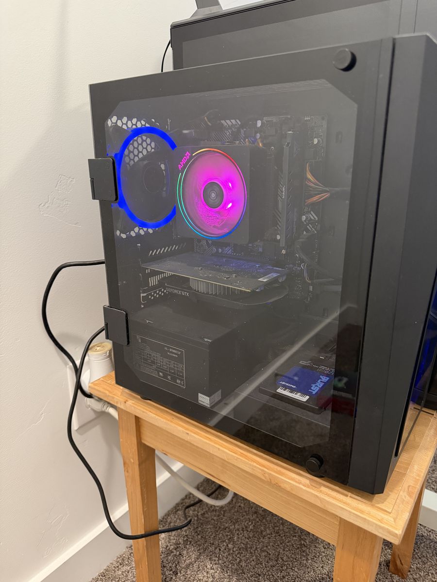 CLX GTX 1650 Gaming PC + Custom Anne Pro 2 Mechanical Keyboard + FREE Keyboard and Mouse