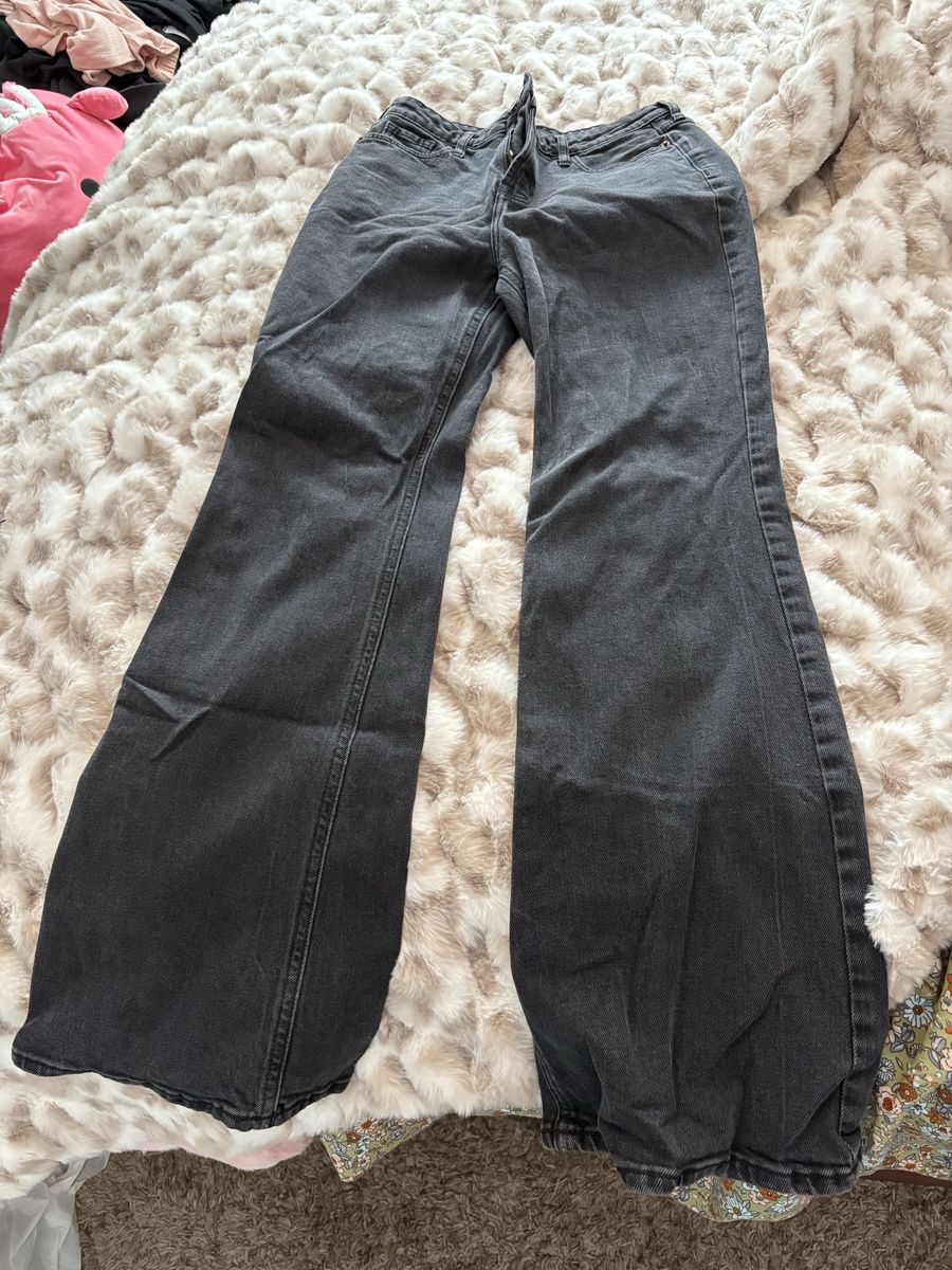 Old Navy Size 2 Higher High-Rise Flare Black Denim Jeans Secret-Smooth Pockets