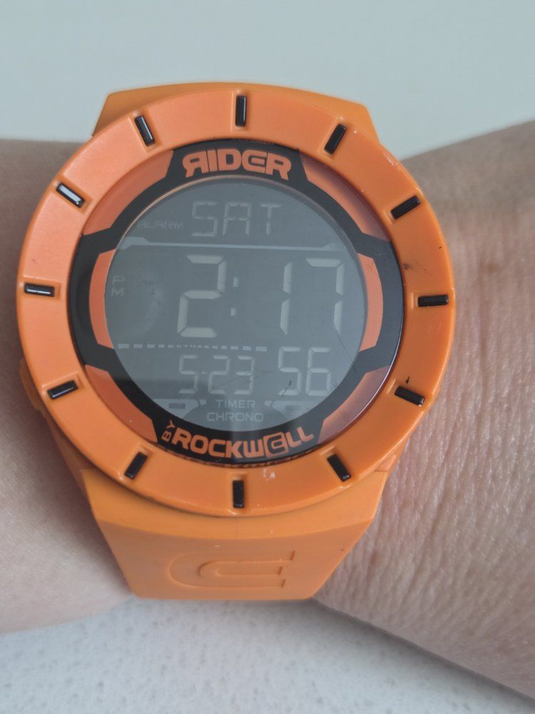 Rockwell Coliseum fit watch