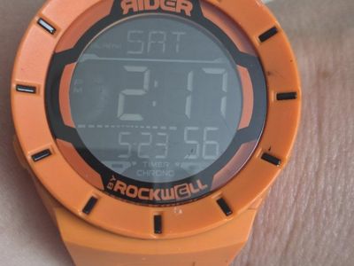 Rockwell Coliseum fit watch
