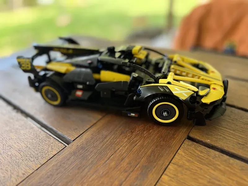 LEGO Bugatti Bolide Super Car 100% Complete with Instructions