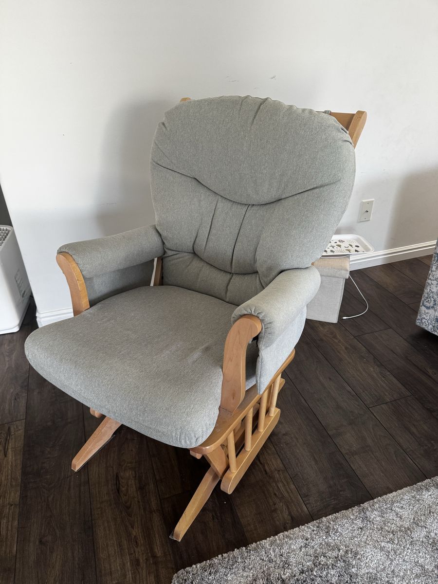 Dutalier Canadian Glider Chair