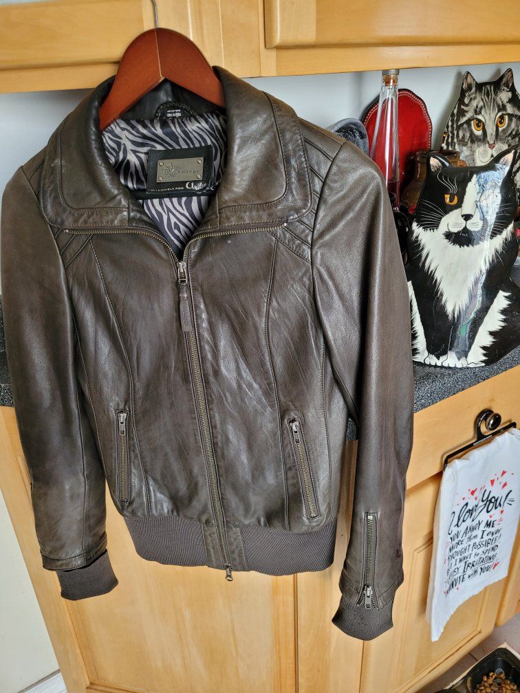 Stylish Mackage  Aritzia Women's XS Lamb Leather Bomber Jacket - Brown with Quilted Shoulders