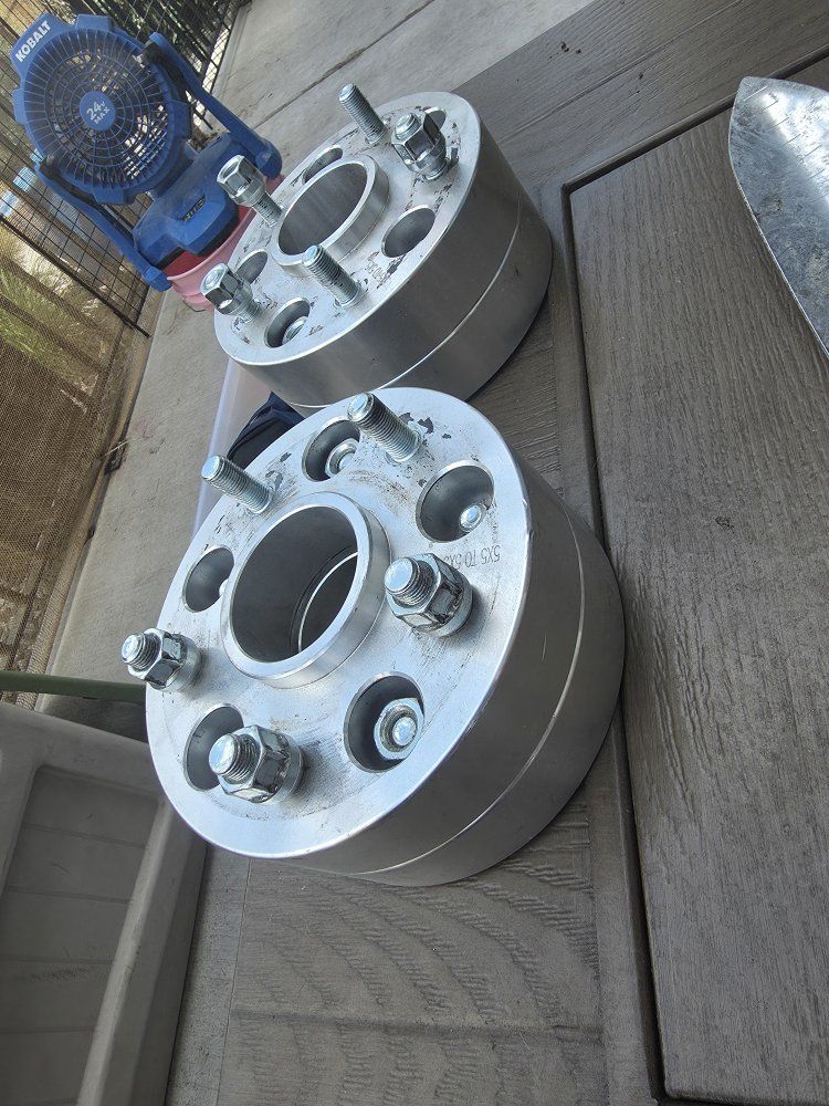 Pair of 5x5 to 5x4.5 Wheel Adapters/Spacers with Lugs