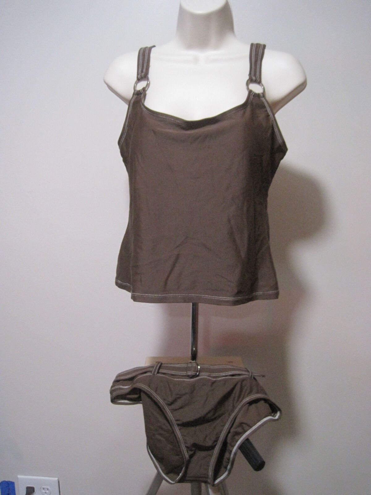 Women's Medium Unbranded 2 Piece Dark Brown Spaghetti Strap Swim Top & Thong