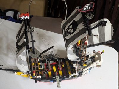 Vintage LEGO set 6289: Red Beard Runner
