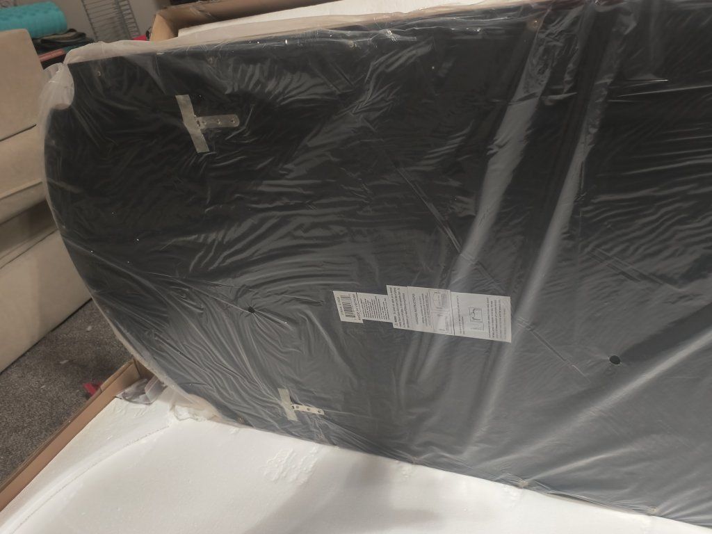 Main image 7