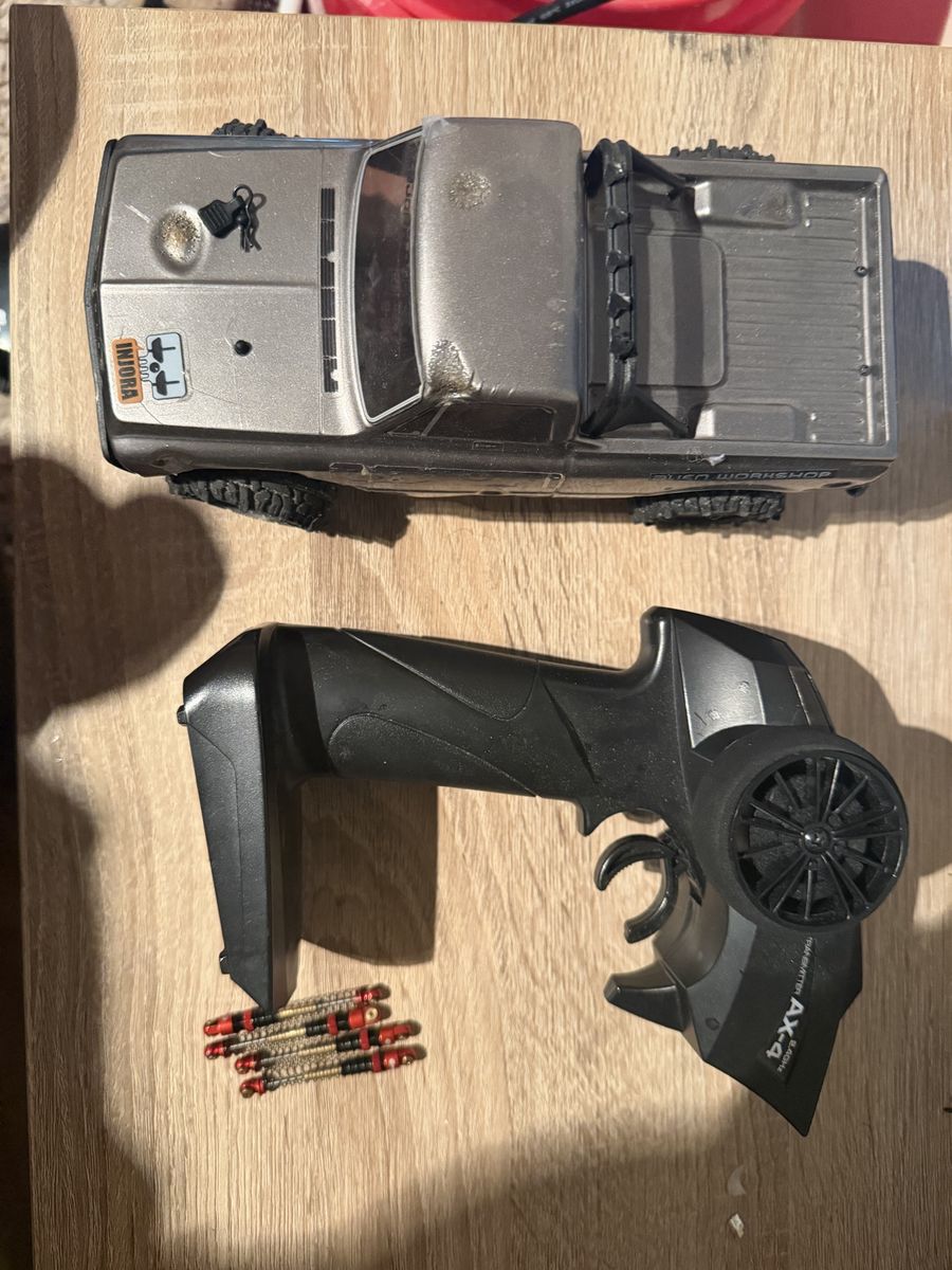 Upgraded Scx24 c10