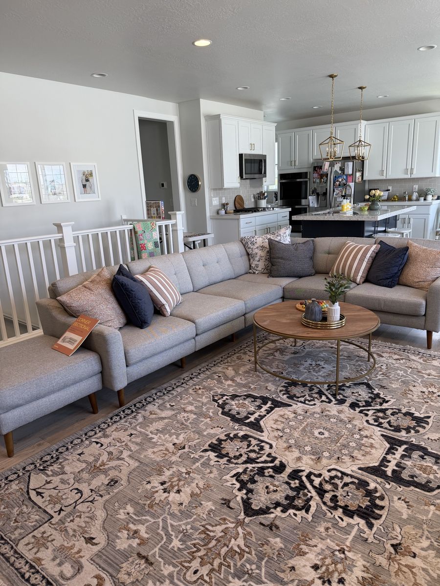 Burrow Nomad 6 seat corner sectional with ottoman LIKE NEW EXCELLENT