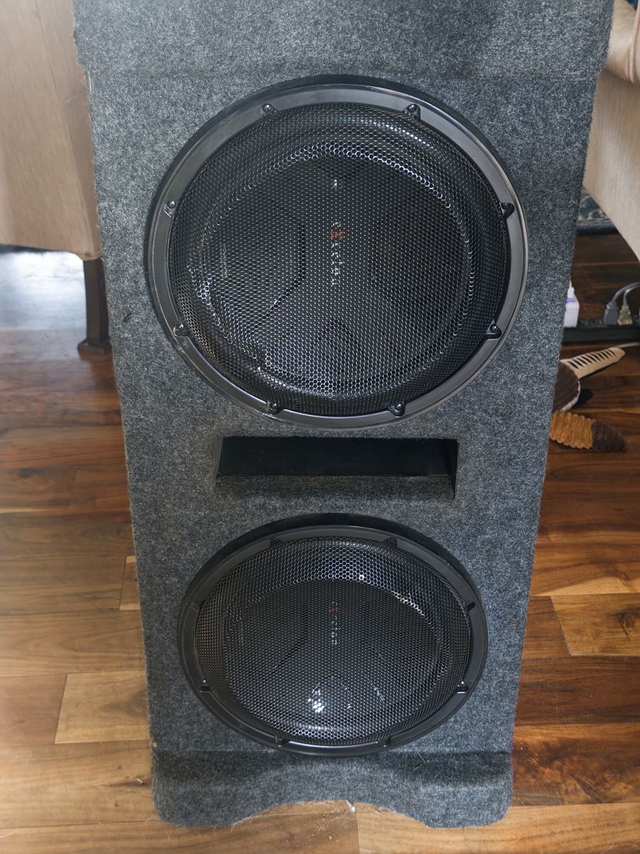 Kenwood Dual 12” Sub Box 2000W Excelon