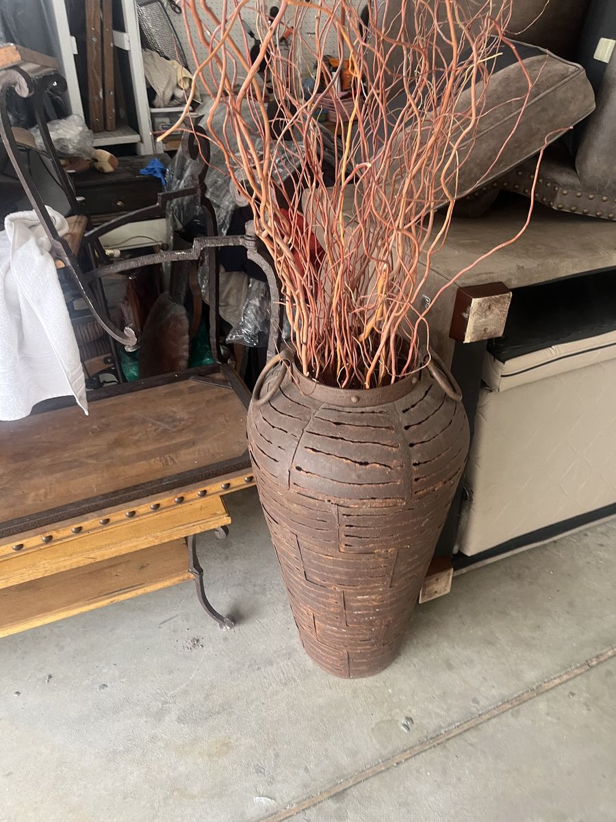 Metal Art Wall Planters/Vase