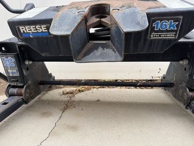Reese 16K, 5th Wheel Hitch