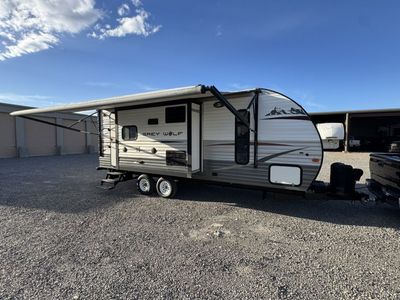 Like New 2015 Grey Wolf Limited Dual Slide