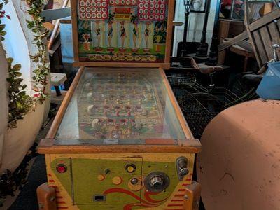 Vintage Bally Beauty Pinball Machine / Bingo Game