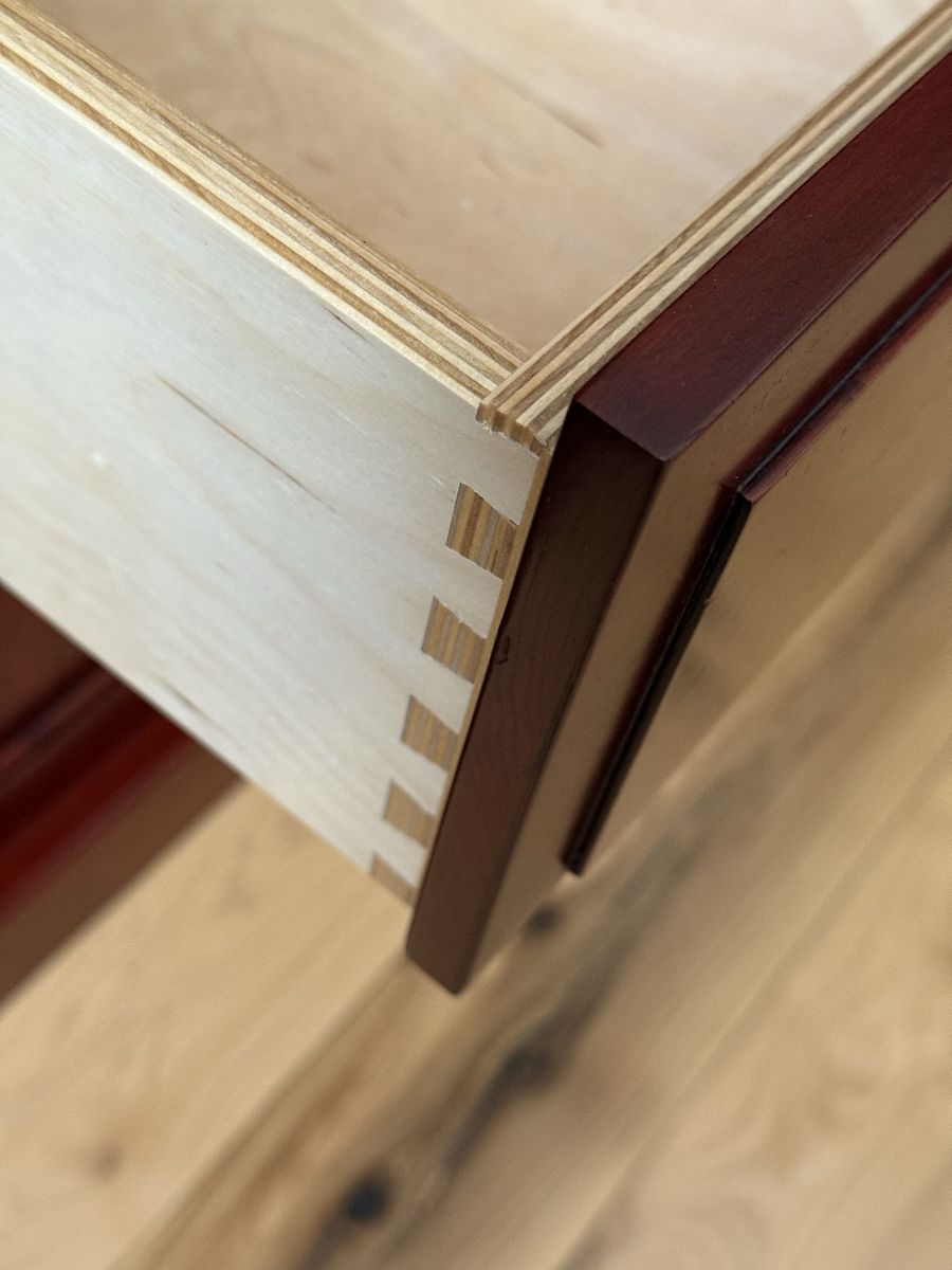 Main image 7