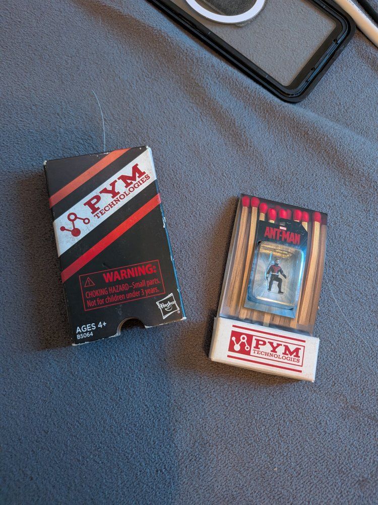 Hasbro Marvel Ant-Man SDCC 2015 Exclusive Mini Action Figure Pym Technologies Matchbook