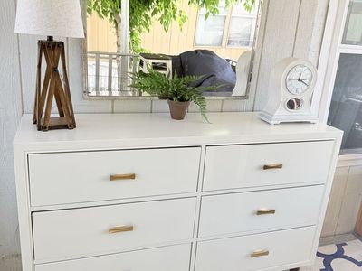 set 3 pc 1 dresser. 2 nightstands $485 OBO
