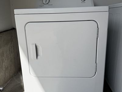 White Electric Clothes Dryer - Used