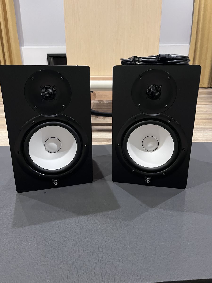 Yamaha HS8 Studio Monitors