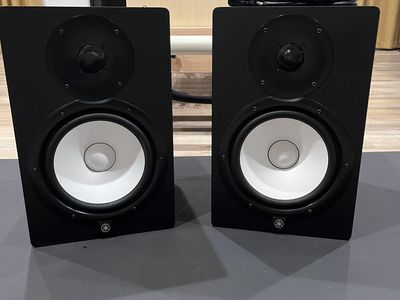 Yamaha HS8 Studio Monitors