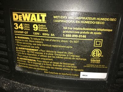 NEW 9 gallon Dewalt heavy-duty wet dry shop vac NEW no box