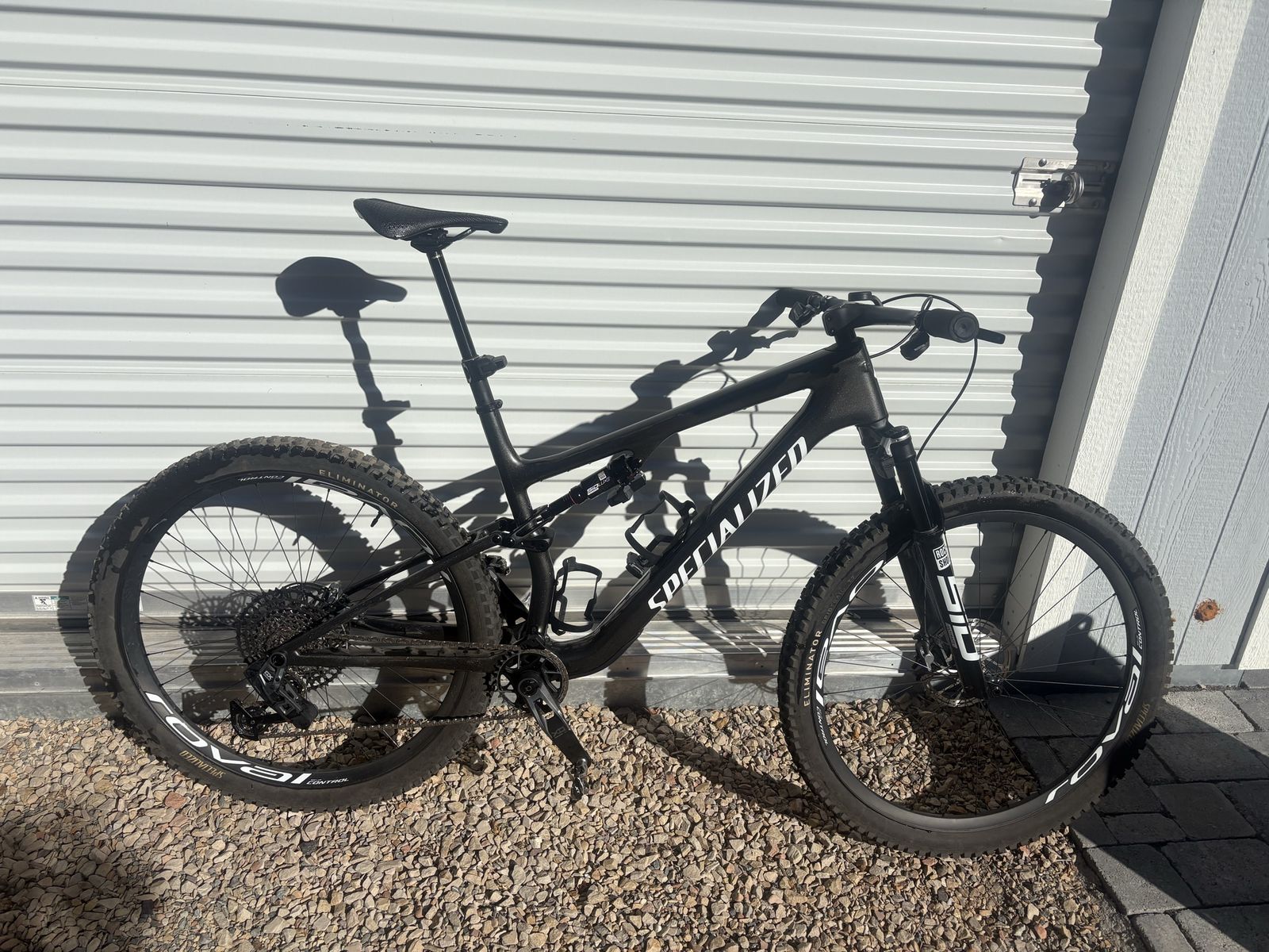 XL Specialized Epic 8 Pro W/  Flight Attendant and Upgrades