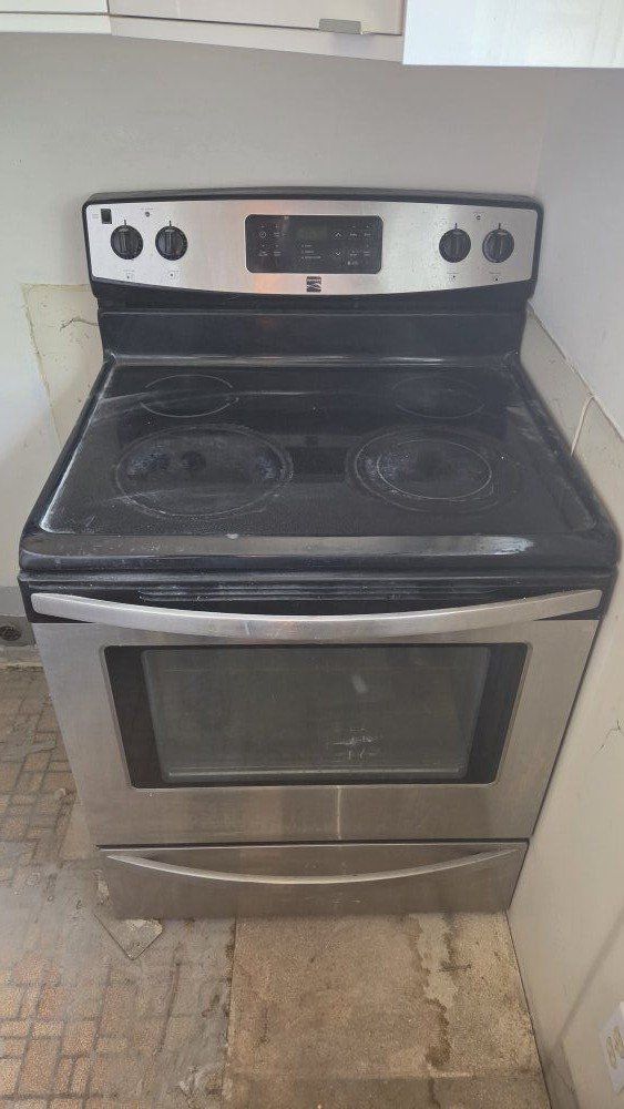 KENMORE ELECTRIC OVEN RANGE