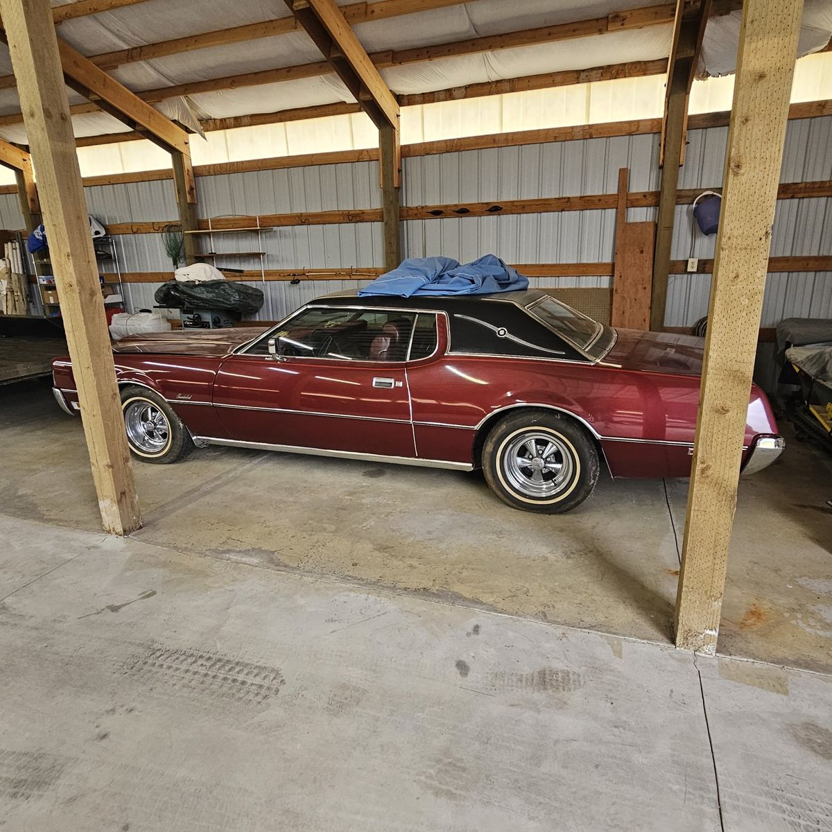1972 Ford Thunderbird Deluxe