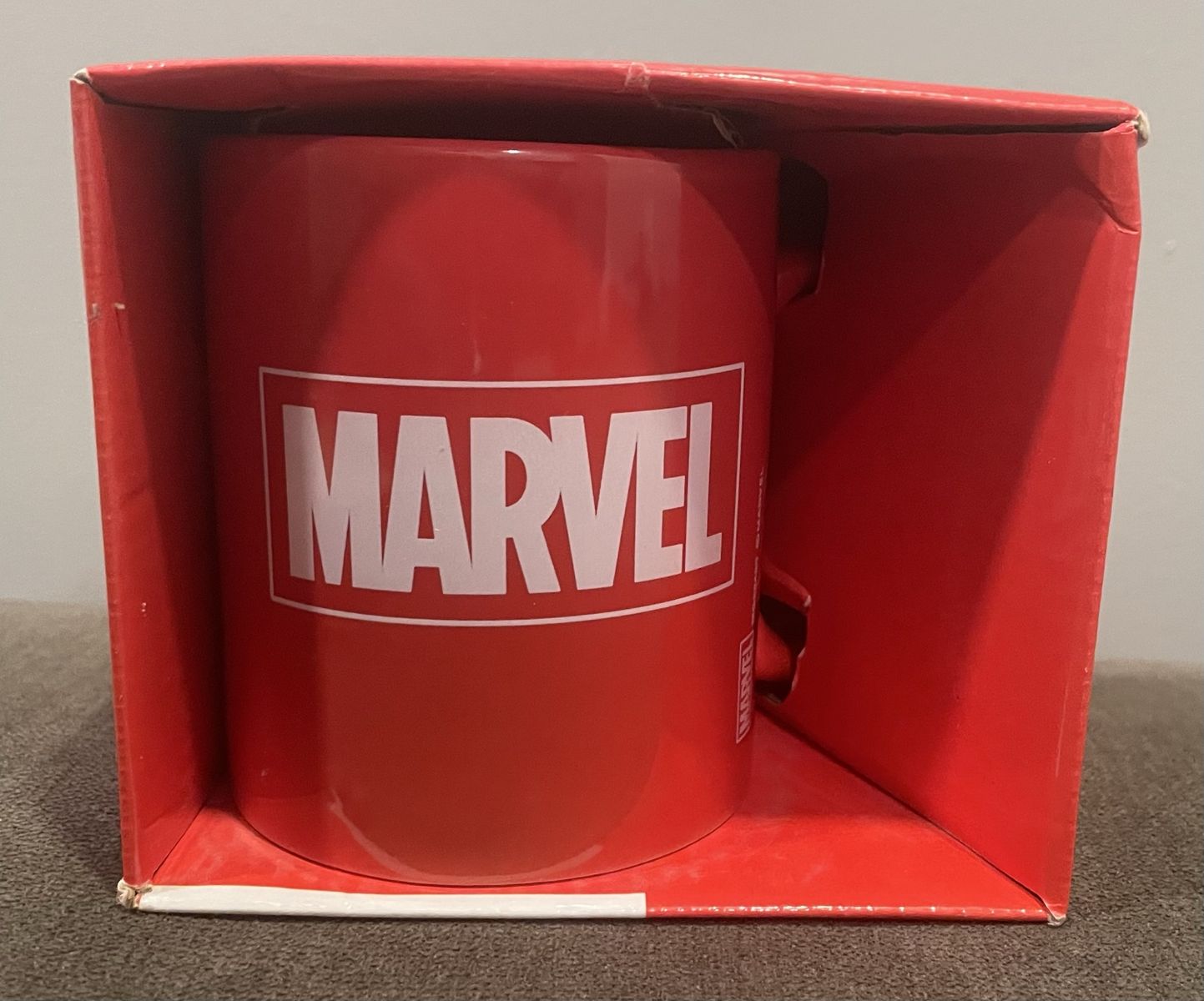 Official Marvel Red Ceramic Coffee Mug in Box Pyramid International